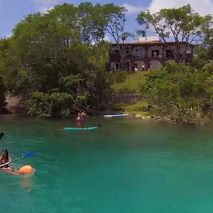 https://bacalar-laguna-bella-vista-villa6.quintano-roohotels.com